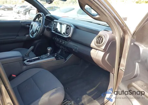 2019 Toyota Tacoma Trd Off Road z USA, uszkodzony, nr VIN 3TMCZ5AN3KM242629